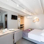Kavaki Pensión 3*