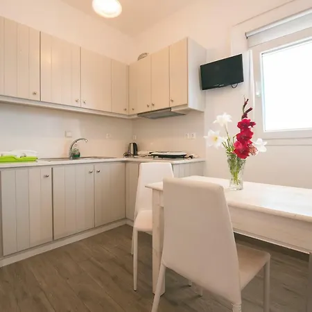 Konukevi Kavaki Mykonos Town